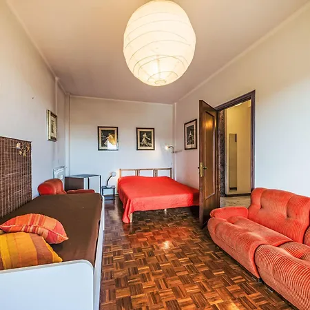 Caprifoglio By Interhome アパート